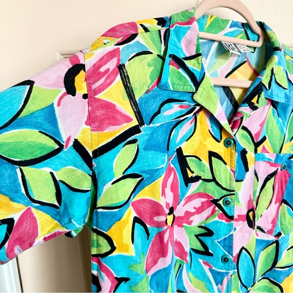 Colorful floral BE basic essentials button up - Picture 2 of 4